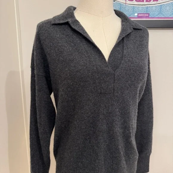 Quince Mongolian Cashmere Polo Sweater Charcoal Grey V-Neck Womens Medium - Picture 2 of 9